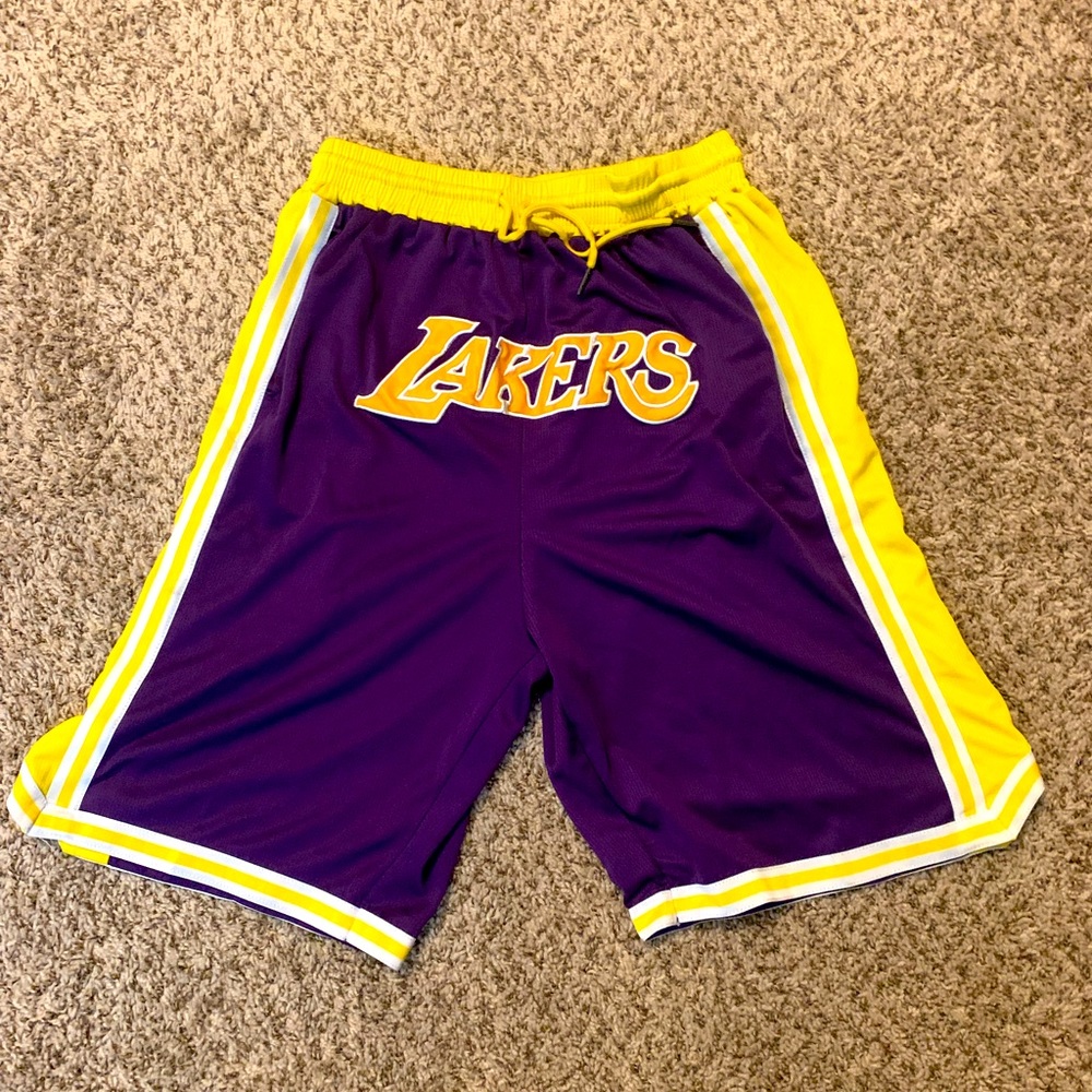 Lakers short
